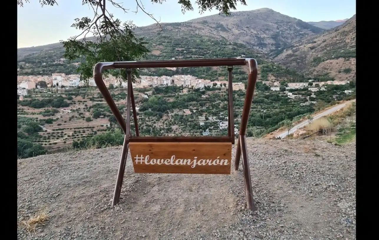 Vista exterior de Pis en venda en Lanjarón