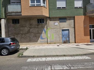 Gewerbefläche zum Verkauf in JACINTO BENAVENTE