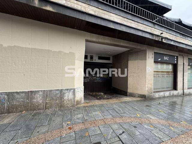 Garaje en Alquiler en Arrasate / Mondragón