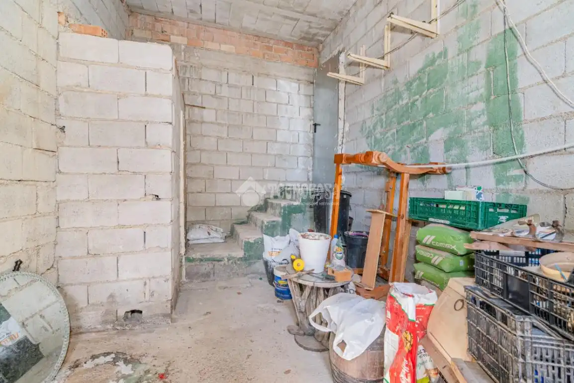 Casa adosada en venda en La Zubia amb Terrassa i Piscina comunitària