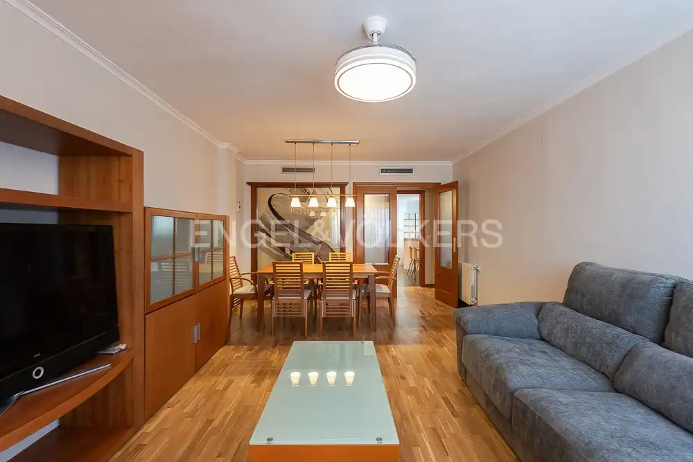 Exterior view of Flat for rent in Valencia  with Air Conditioner, Heating and Parquet flooring