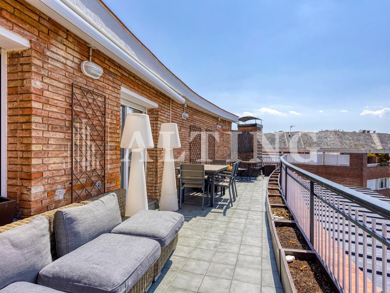 Terraza de Piso de alquiler en  Barcelona Capital con Aire acondicionado, Calefacción y Parquet