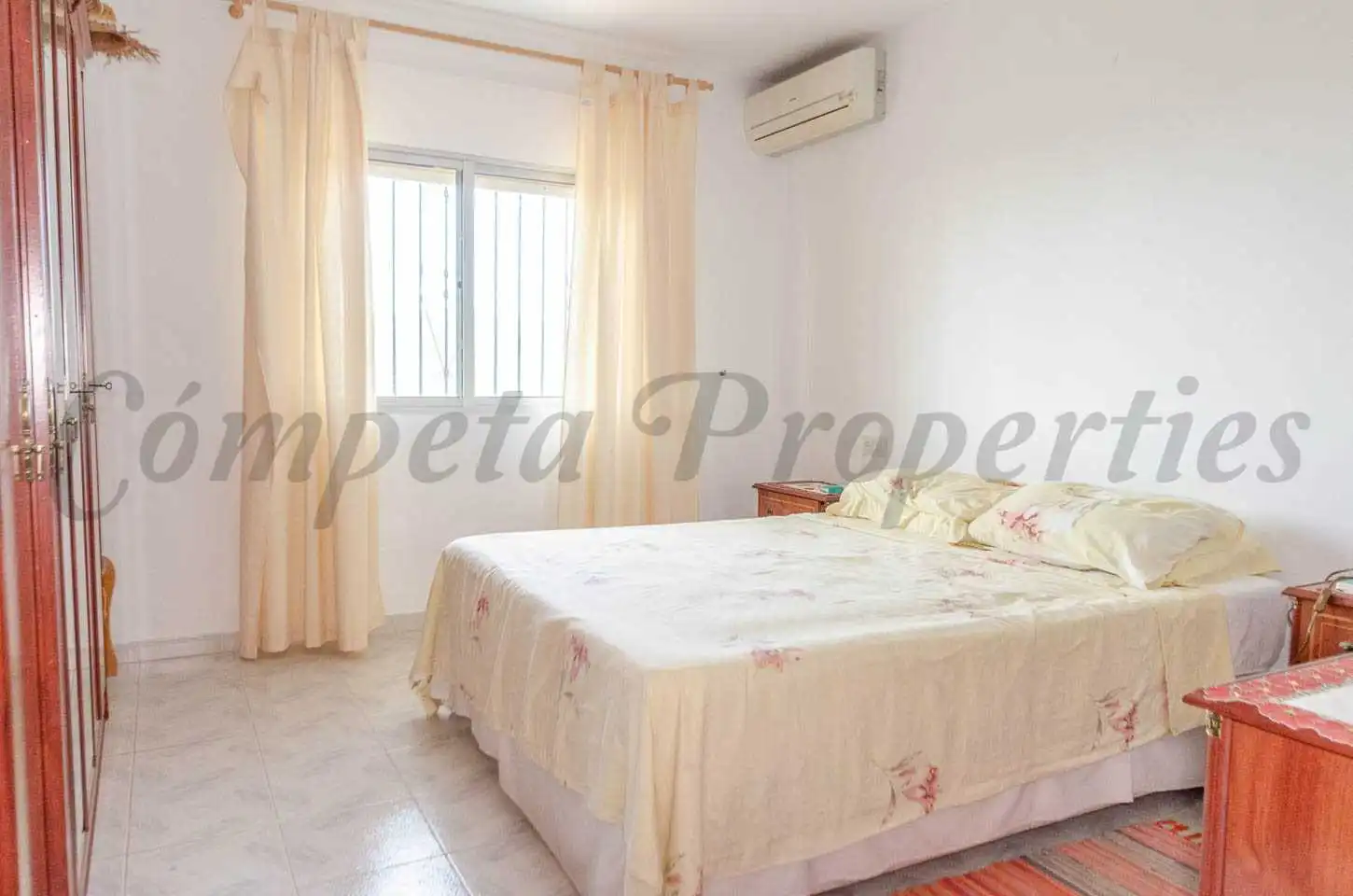 Casa rústica con terraza en venta en Comares, imagen 8
