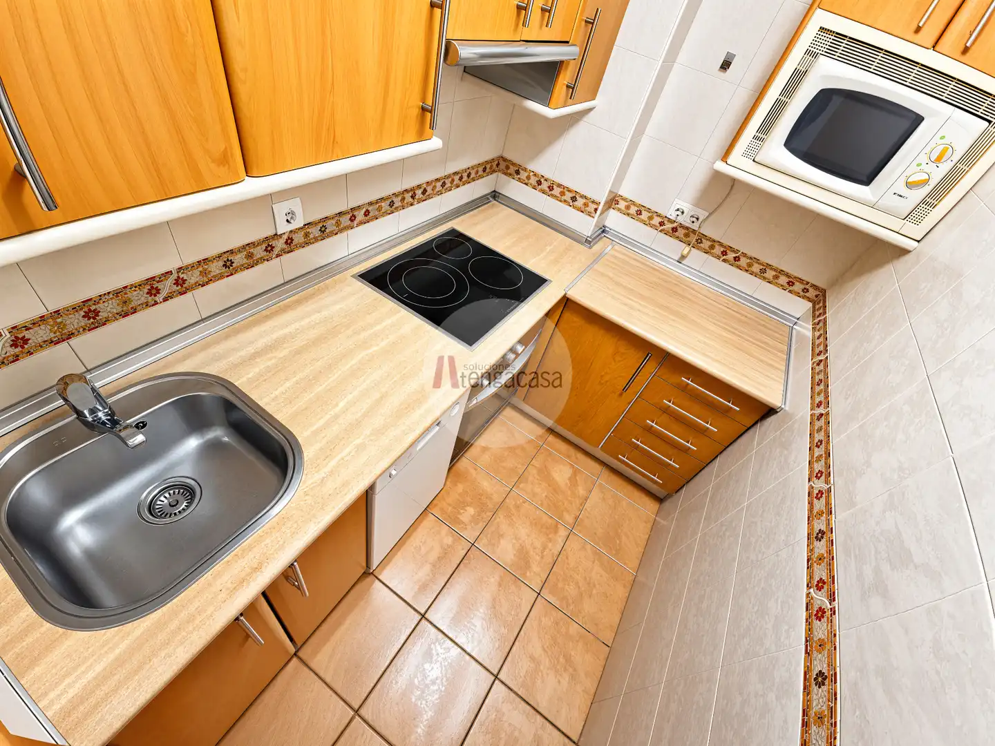 Cocina de Apartamento de alquiler en Madrid con Aire acondicionado, Calefacción y Parquet