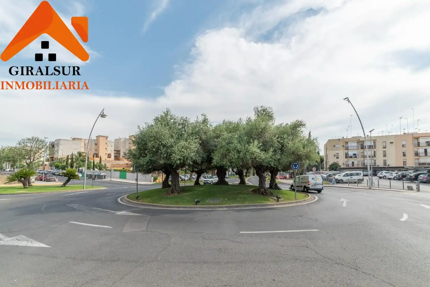 Vista exterior de Piso en venta en Alcalá de Guadaira con Aire acondicionado y Trastero