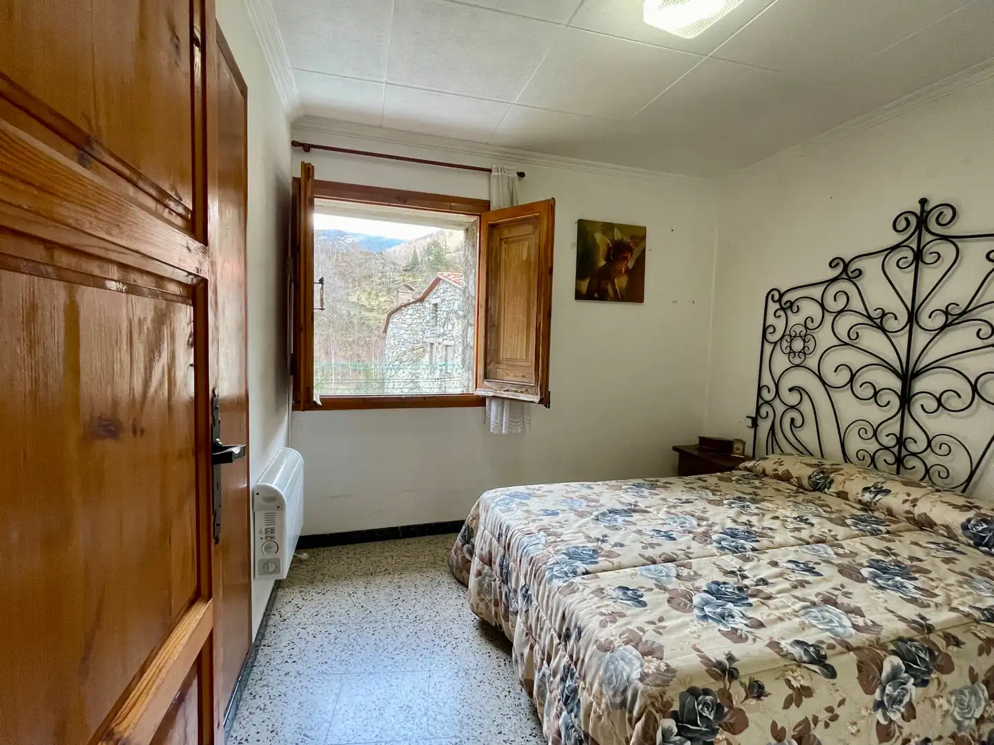 Habitación de Finca rústica en venta en Setcases con Calefacción, Amueblado y Horno