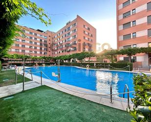 Swimming pool of Flat to rent in  Madrid Capital  with Air Conditioner and Swimming Pool