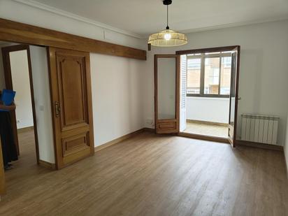 Bedroom of Flat to rent in  Madrid Capital  with Air Conditioner, Heating and Terrace