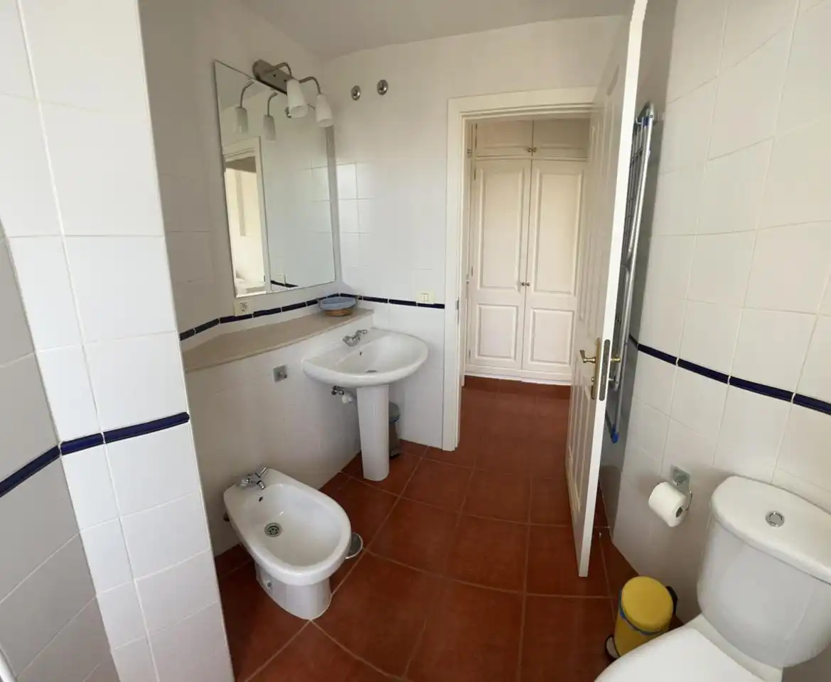 Baño de Piso de alquiler en Santa Cruz de Tenerife con Amueblado