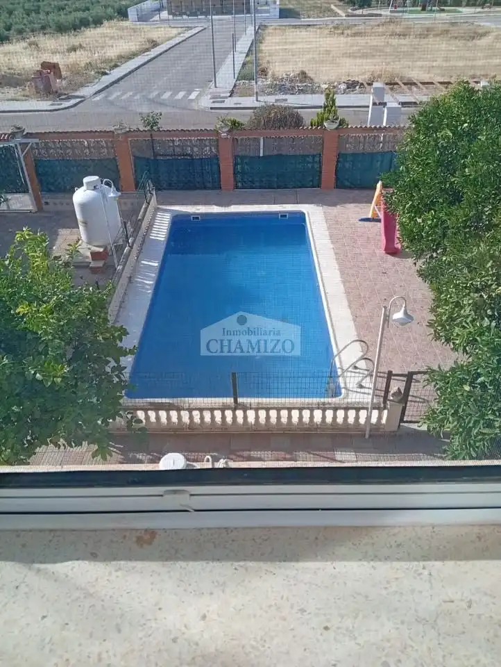 Piscina de Casa o chalet en venta en Villar de Rena con Aire acondicionado, Calefacción y Jardín privado