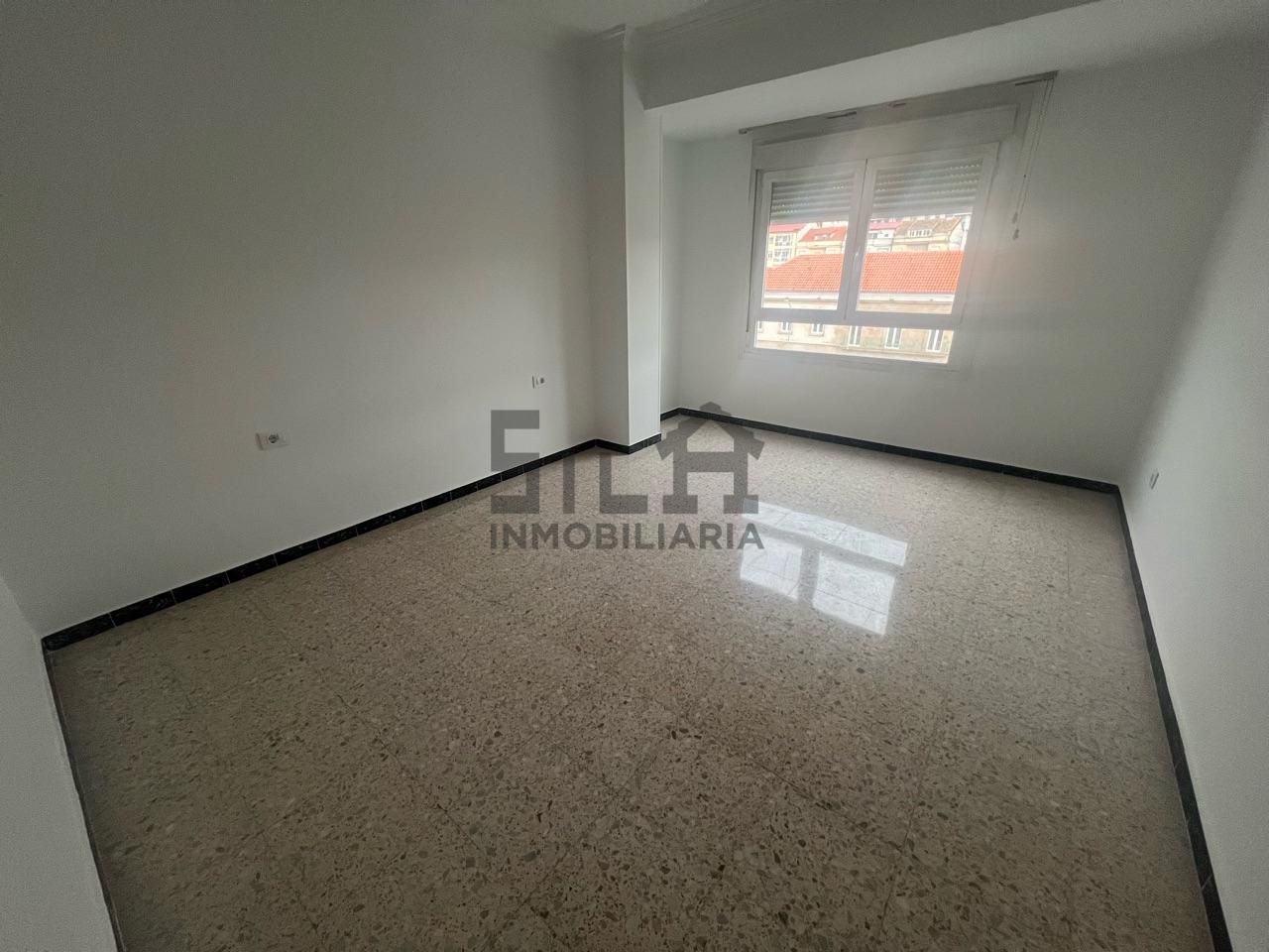 Vista exterior de Piso de alquiler en Ourense Capital  con Trastero y Balcón