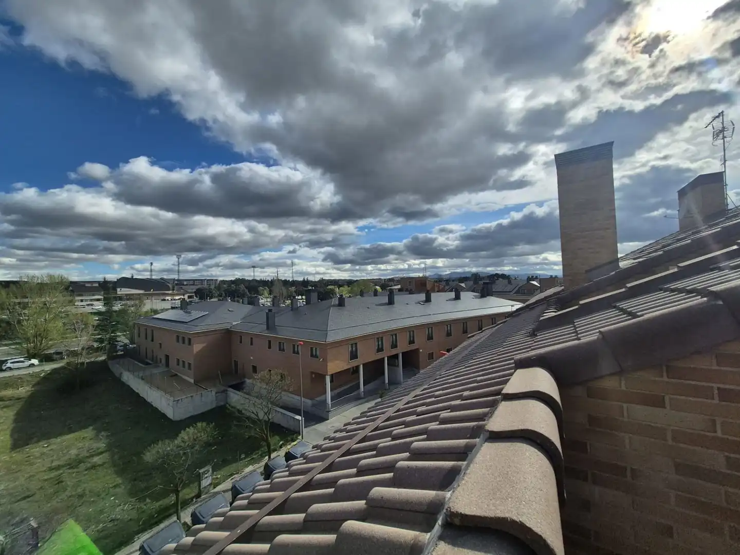 Vista exterior de Dúplex en venda en Ávila Capital amb Calefacció, Terrassa i Traster