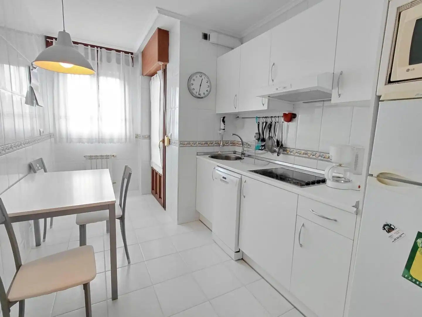 Küche von Wohnung zur Miete in Santa María de Cayón mit Heizung, Abstellraum und Möbliert