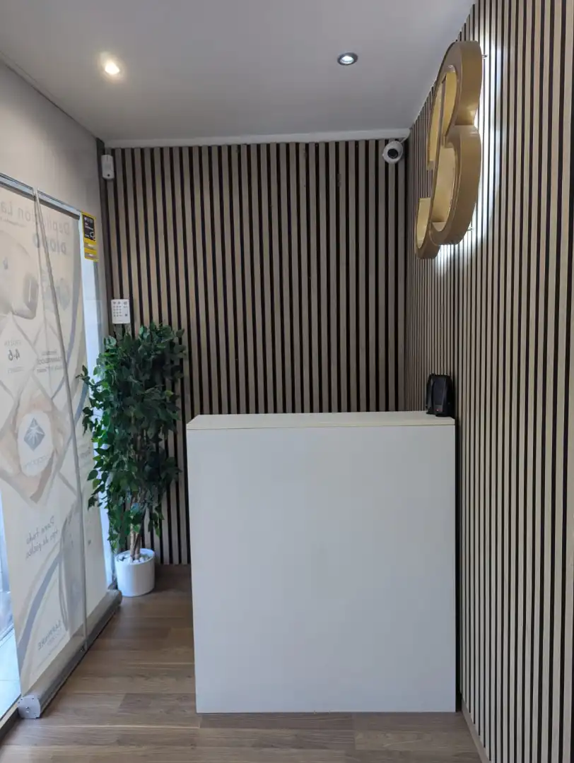Local comercial en traspaso en Carrer de València, imagen 2