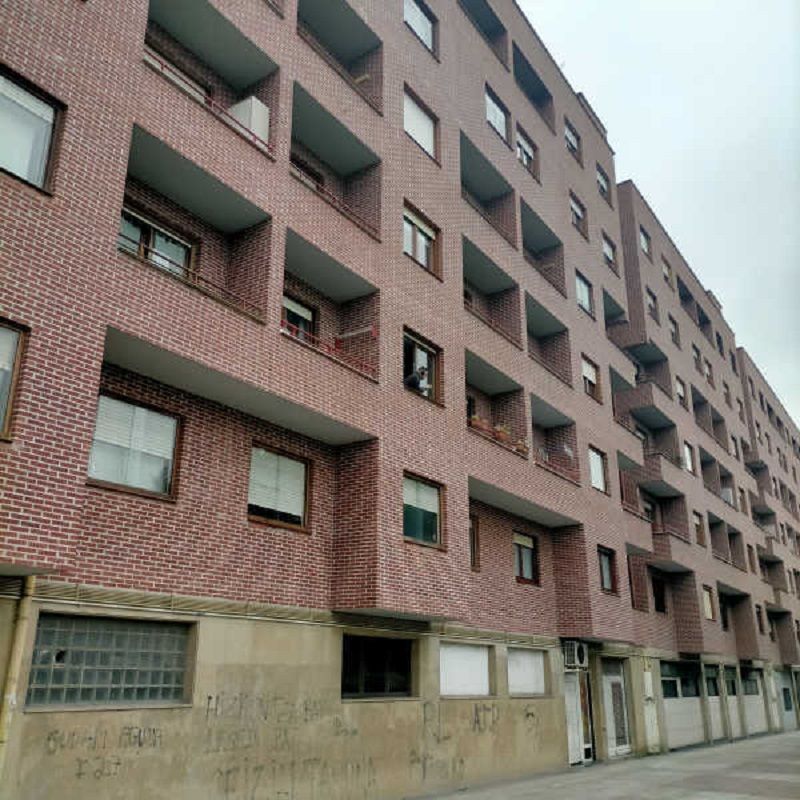 Vista exterior de Local en venda en Durango amb Aire condicionat i Calefacció