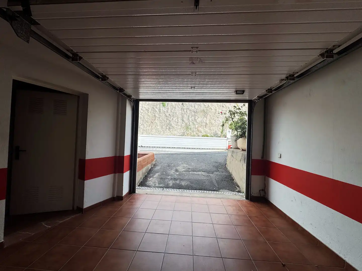 Parking of Detached homes for sale in Las Palmas de Gran Canaria  with Air Conditioner, Terrace and Storage room