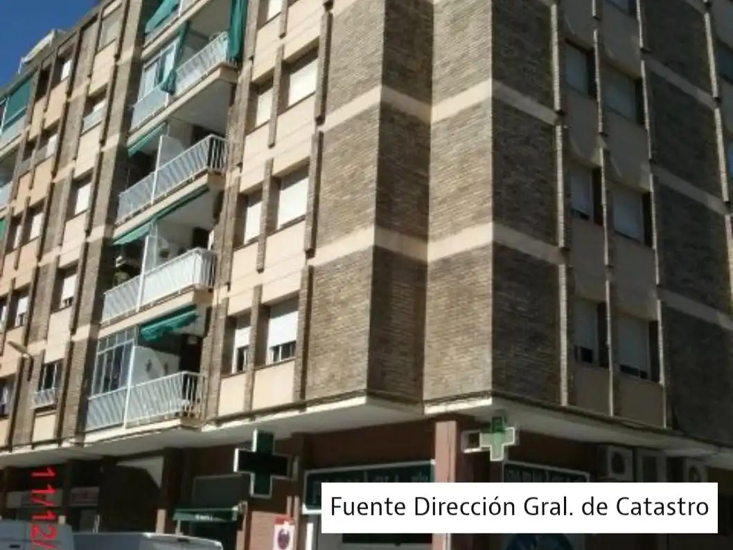 Flat with lift for sale in Antonio Gaudí 0