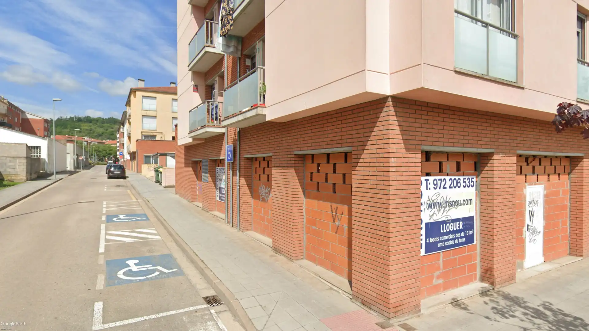 Exterior view of Buildings for sale in Olot