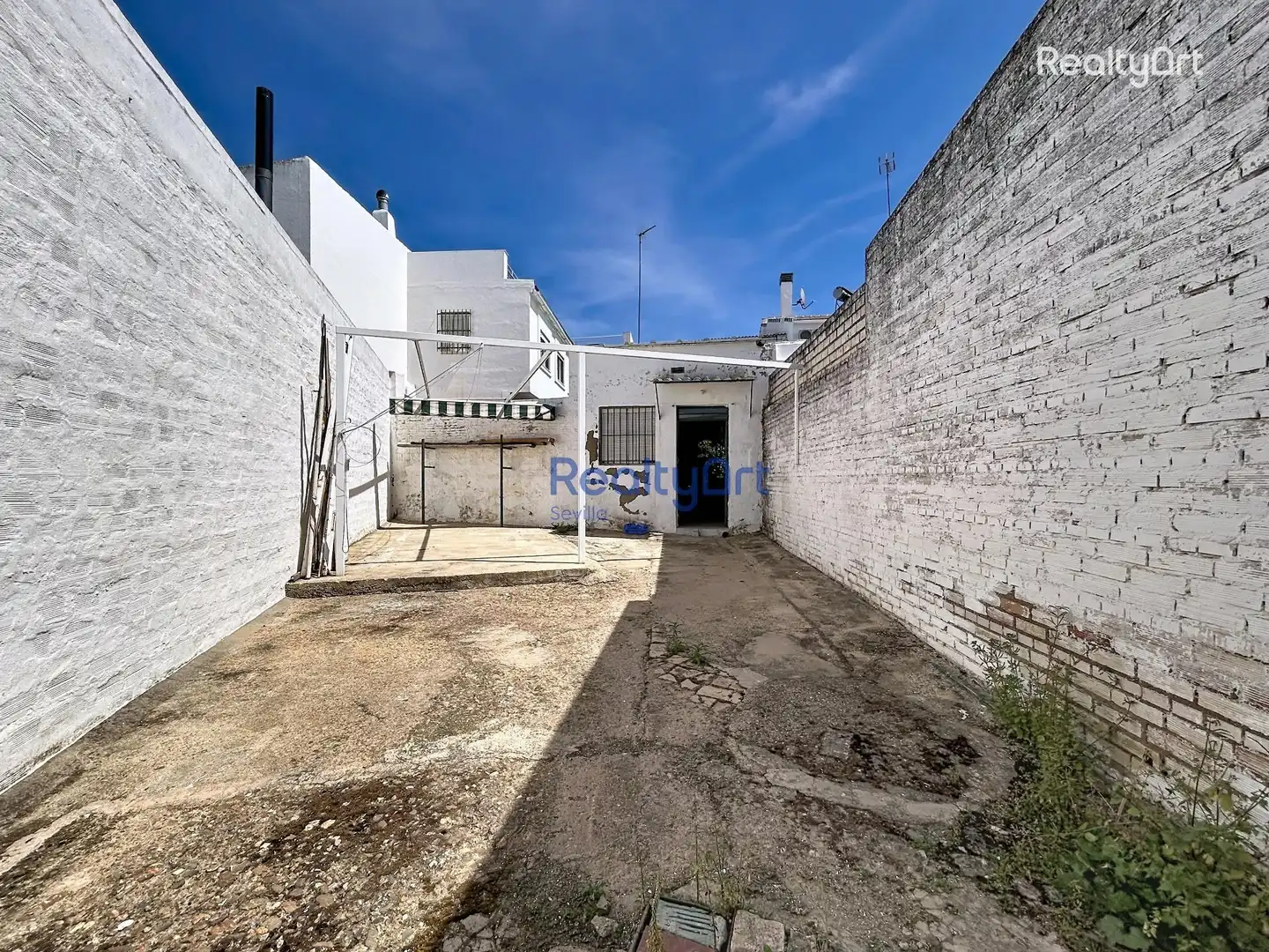 Vista exterior de Finca rústica en venda en Carrión de los Céspedes