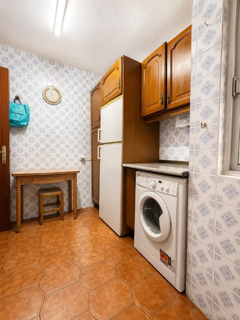 Kitchen of Flat for sale in Sevilla
