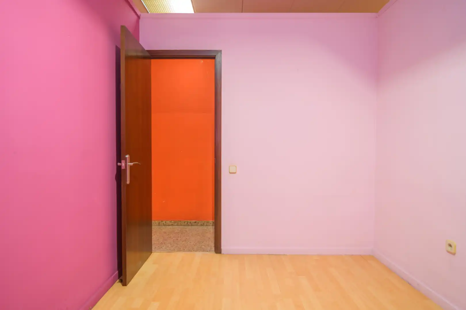 Business premises for sale in Carrer de Lepant, imagen 8