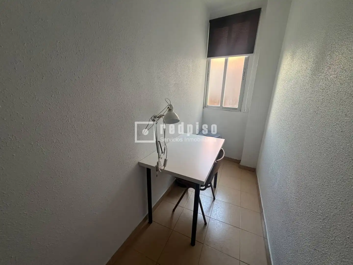 Schlafzimmer von Wohnung zur Miete in Madrid mit Heizung, Terrasse und Möbliert