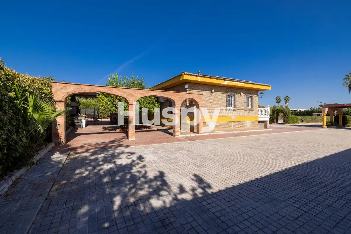 Chalet con terraza en venta en Calle Carlos Cano, imagen 31