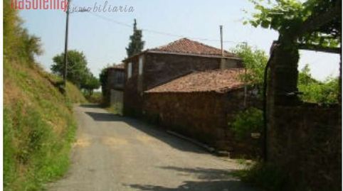 Foto 2 de Casa o xalet en venda a Barral, Touro, A Coruña