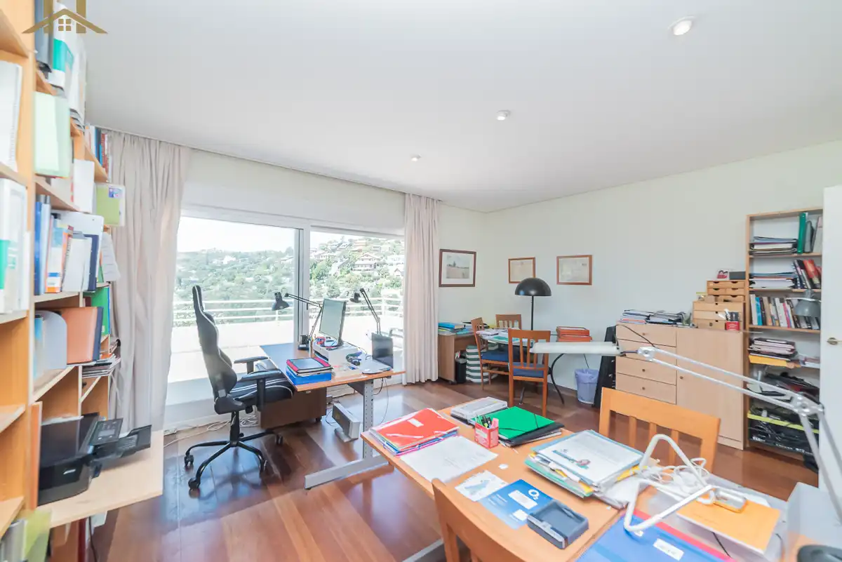 Haus oder Chalet zum Verkauf in Torrelodones mit Heizung, Privatgarten und Terrasse