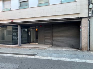 Individual to rent in Carrer de Sant Oleguer