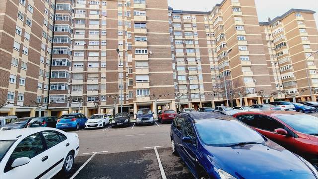 Piso en Venta en UR LOS OLMILLOS en Villamuriel de Cerrato