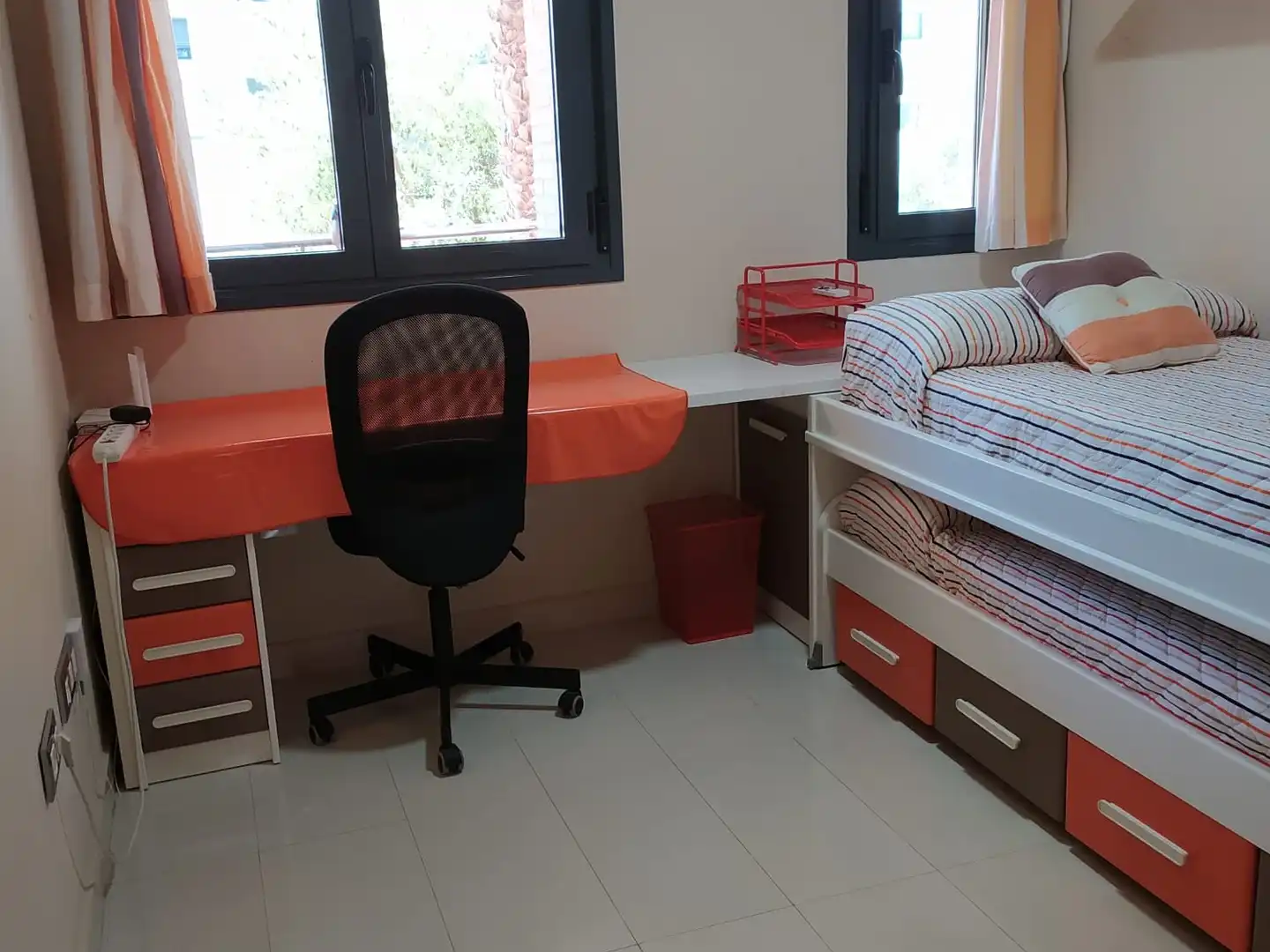 Apartament de lloguer a PAU 5