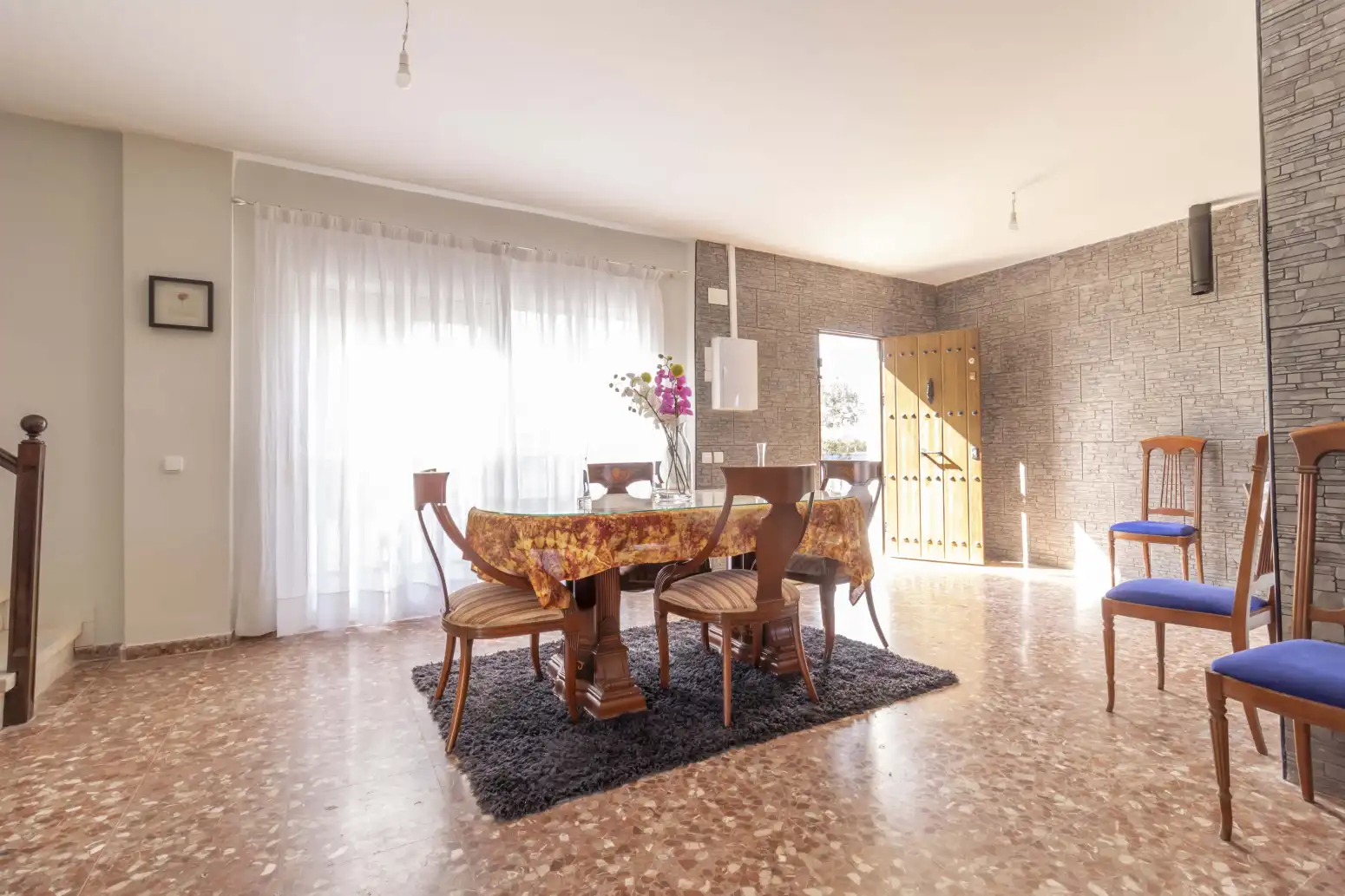 Comedor de Casa o chalet en venta en Guillena con Jardín privado, Terraza y Piscina