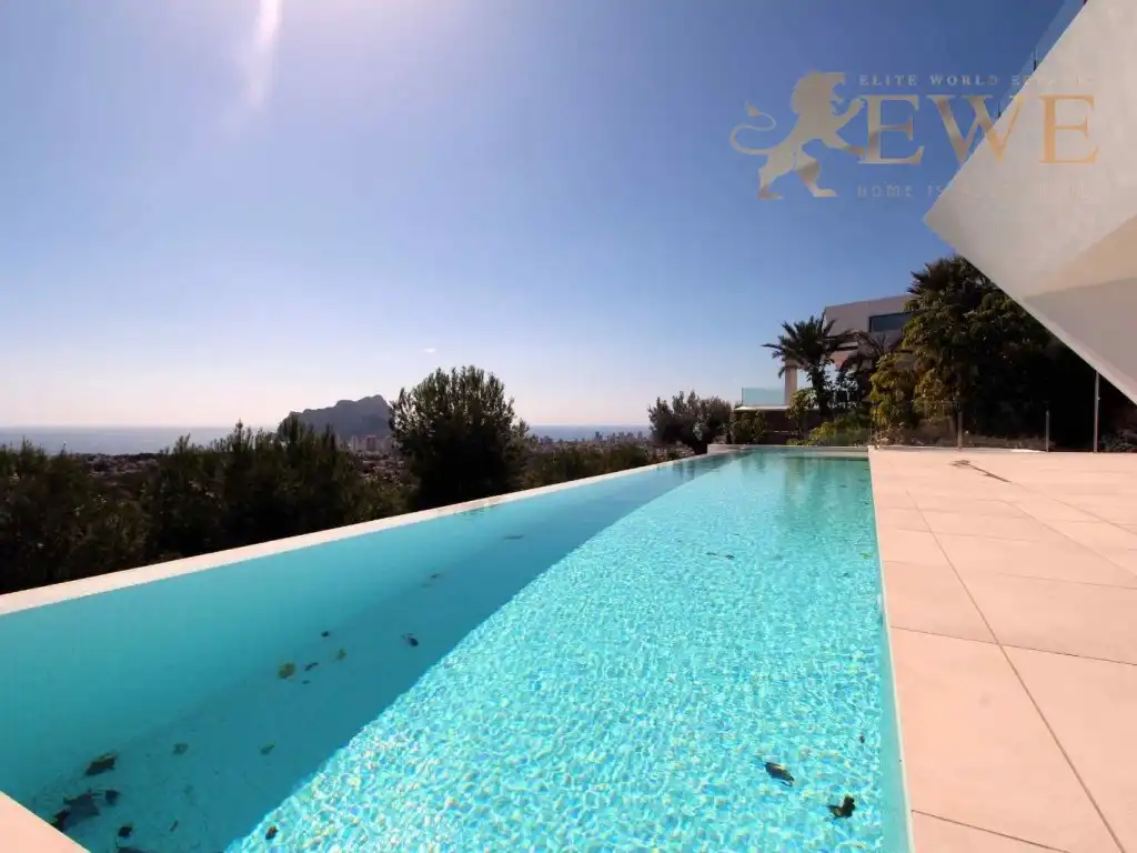 Piscina de Casa o xalet en venda en La Fustera  