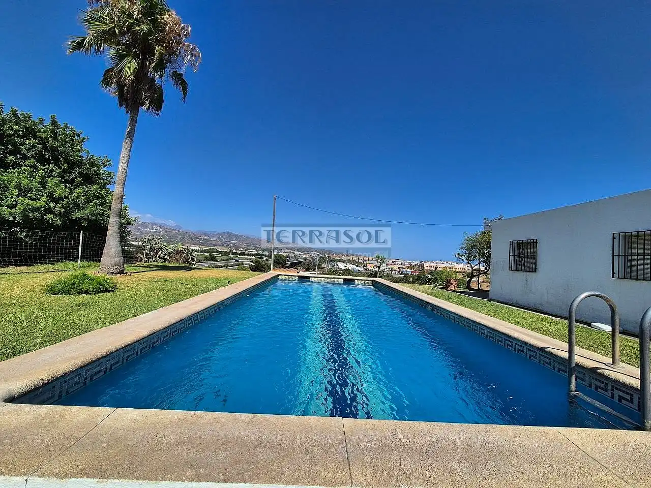 Piscina de Casa o xalet en venda en Vélez-Málaga amb Piscina