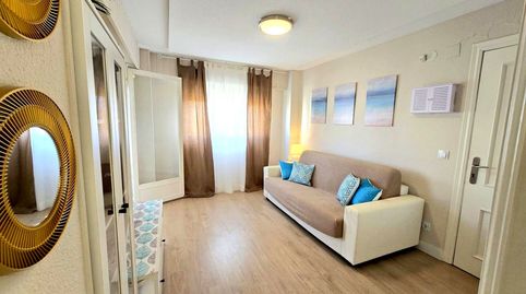 Foto 4 de Apartamento de alquiler en De la Rioja, 129, Playa de Gandia, Gandia