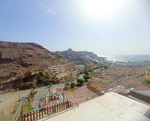 Vista exterior de Pis de lloguer en Mogán amb Terrassa i Balcó