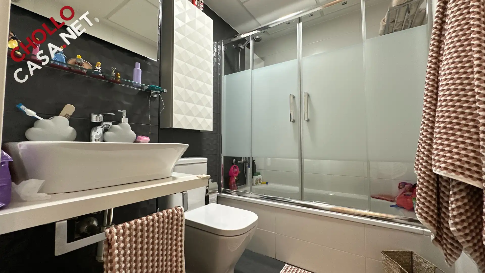 Baño de Piso en venta en Torremolinos con Aire acondicionado, Calefacción y Terraza
