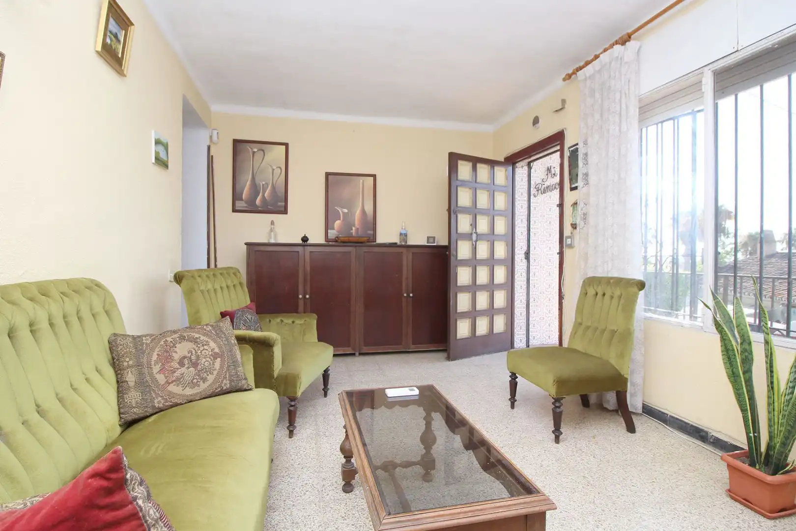 Sala d'estar de Casa o xalet en venda en Rincón de la Victoria amb Aire condicionat, Calefacció i Jardí privat
