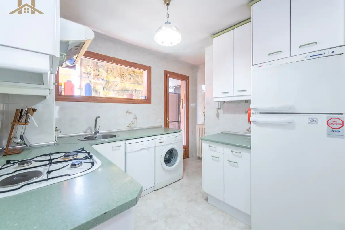 Küche von Wohnung zum Verkauf in Madrid mit Klimaanlage, Heizung und Terrasse