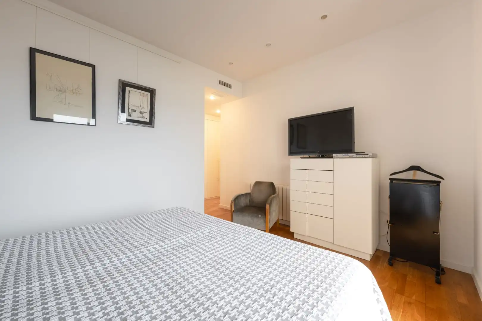 Habitación de Piso en venta en Sant Just Desvern con Aire acondicionado, Calefacción y Terraza