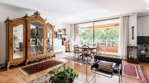 Foto 2 de Apartamento en venta en Barri de les Corts, Barcelona