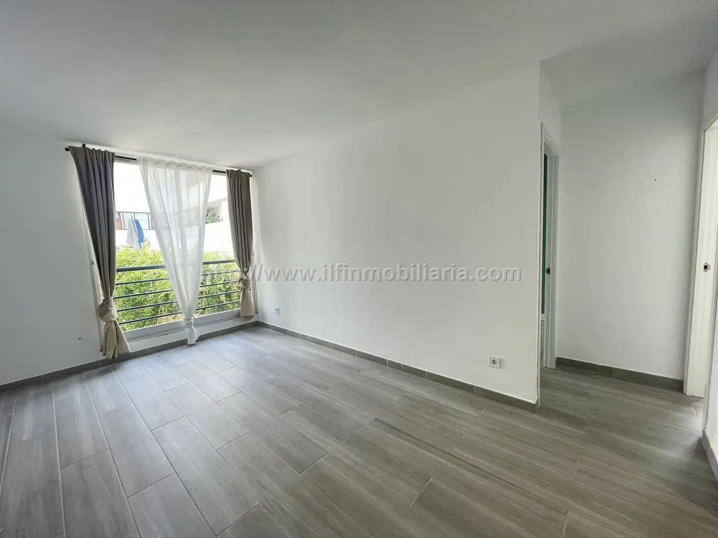 Terraza de Piso en venta en  Palma de Mallorca con TV y Balcón