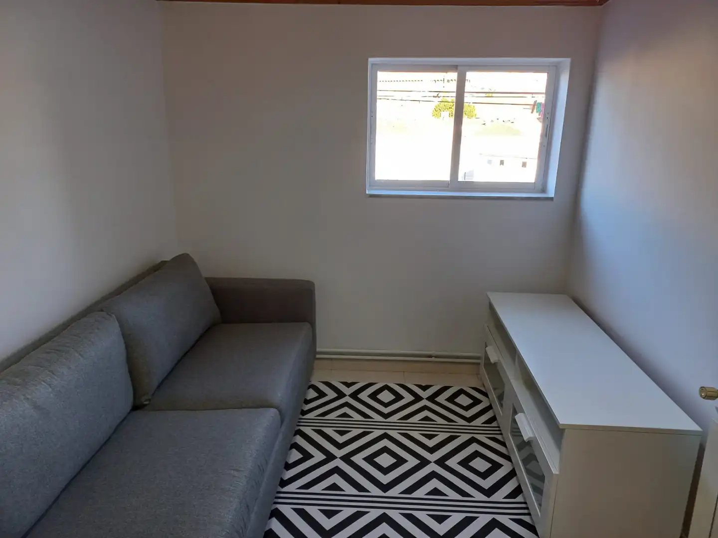 Living room of Flat for rent in Santiago de Compostela   with Heating, Furnished and Oven