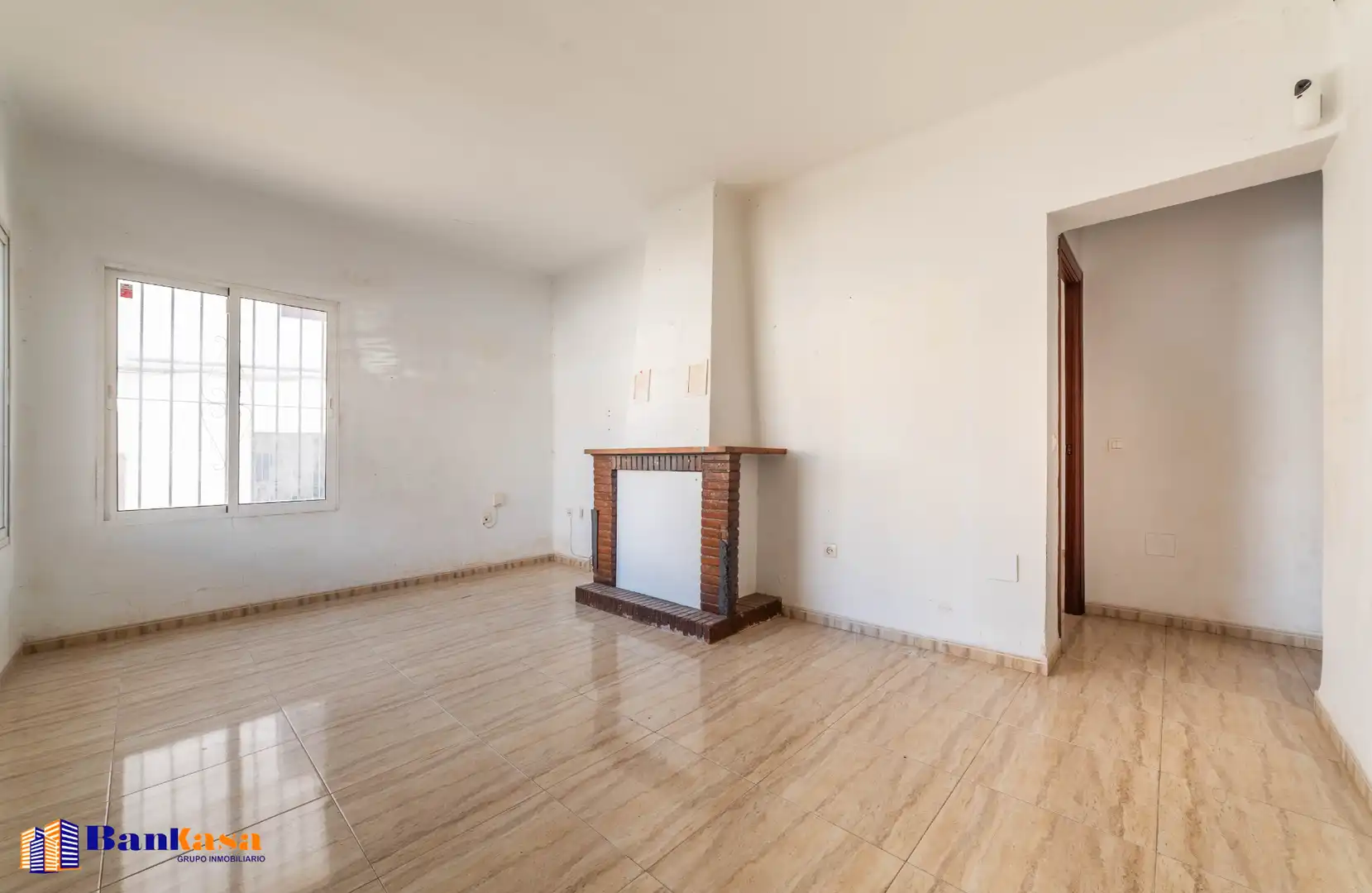 Sala d'estar de Casa o xalet en venda en Málaga amb Jardí privat