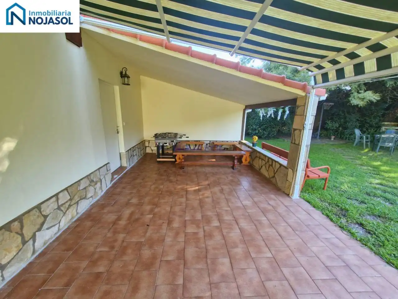 Terraza de Casa o chalet en venta en Meruelo, Cantabria