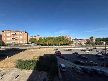 Wohnung mit Aufzug zum Verkauf in Avenida de Casado del Alisal