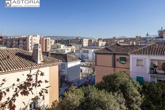 Piso en Venta en Calle NUMANCIA en Barrio de Zaidín