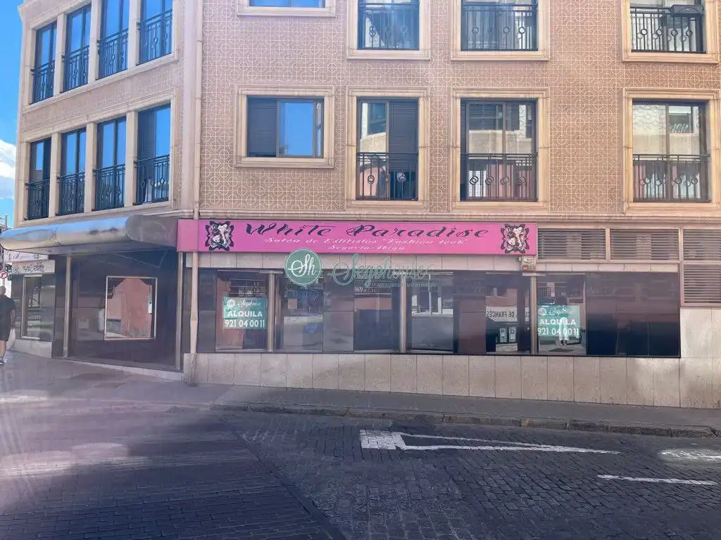Local comercial de lloguer a Centro, imagen 3