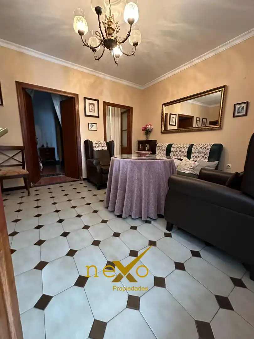 Casa o chalet en venta en Carmona con Terraza y Balcón